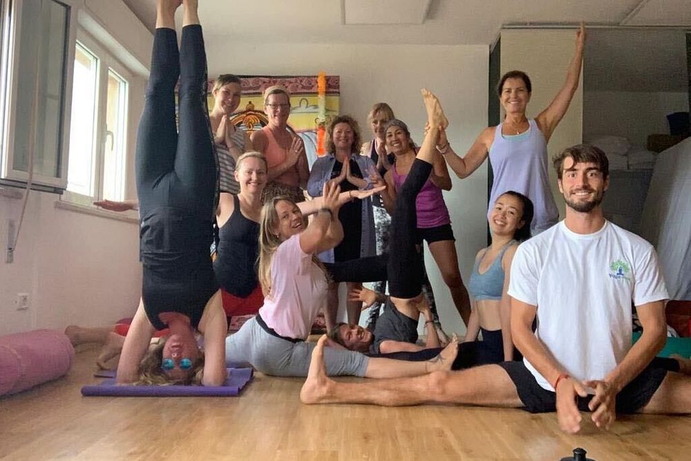 10 dagen, 10 nachten Strand-yogaretreat + 2 Ayurvedische massages, Italië 15