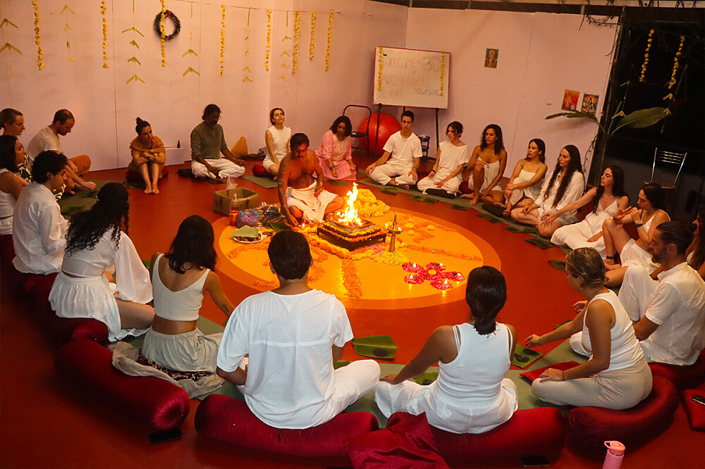 Retiro de 10 dias de surf, ioga, Ayurveda e cura pelo som em Varkala, Índia 17