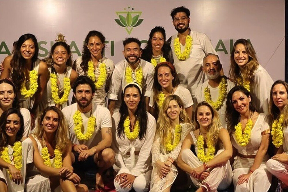 Retiro de 10 dias de surf, ioga, Ayurveda e cura pelo som em Varkala, Índia 14