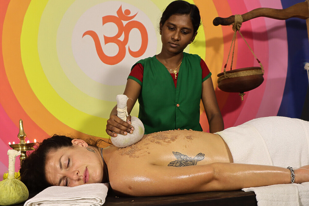 10 Day Surf Yoga Ayurveda & Sound Healing Retreat Varkala, India 4