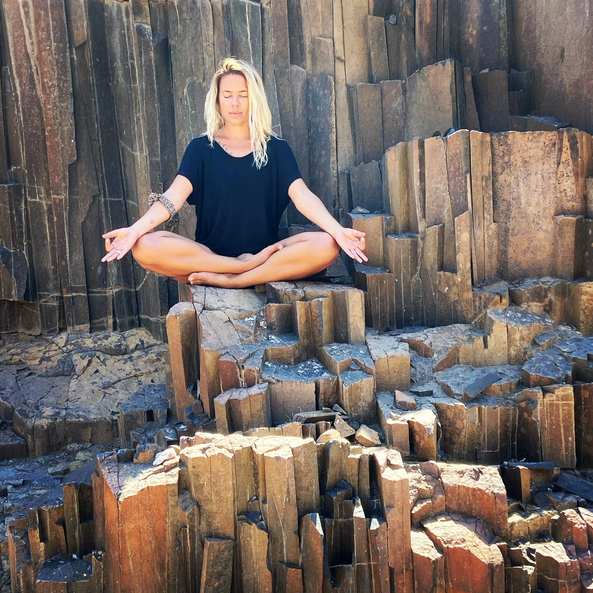 Expédition sauvage de 10 jours en Namibie : voyage yoga au cœur de la nature