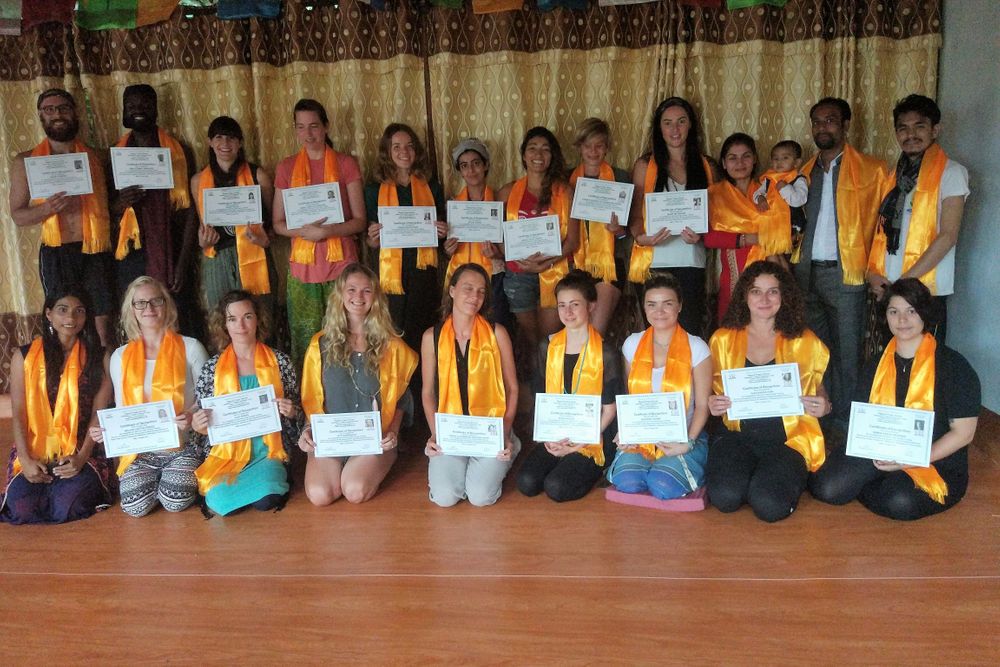 Formation de professeur de yoga multi-styles de 11 jours et 100 heures à Katmandou, Népal, pour débutants 12