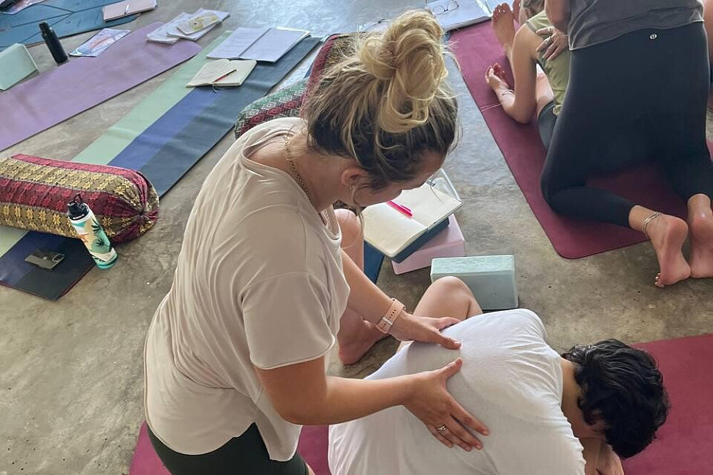 Formação de Professores de Yin Yoga e Bodywork de 13 Dias e 100 Horas em Bali 28