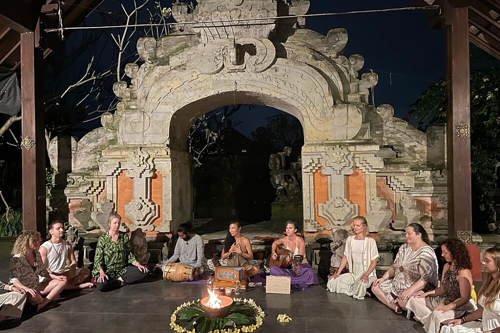 Formação de Professores de Yin Yoga e Bodywork de 13 Dias e 100 Horas em Bali 23