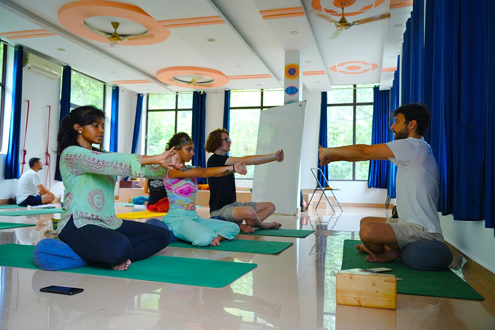 14 Day Breathwork, Ayurveda & Holistic Yoga Retreat In India 12