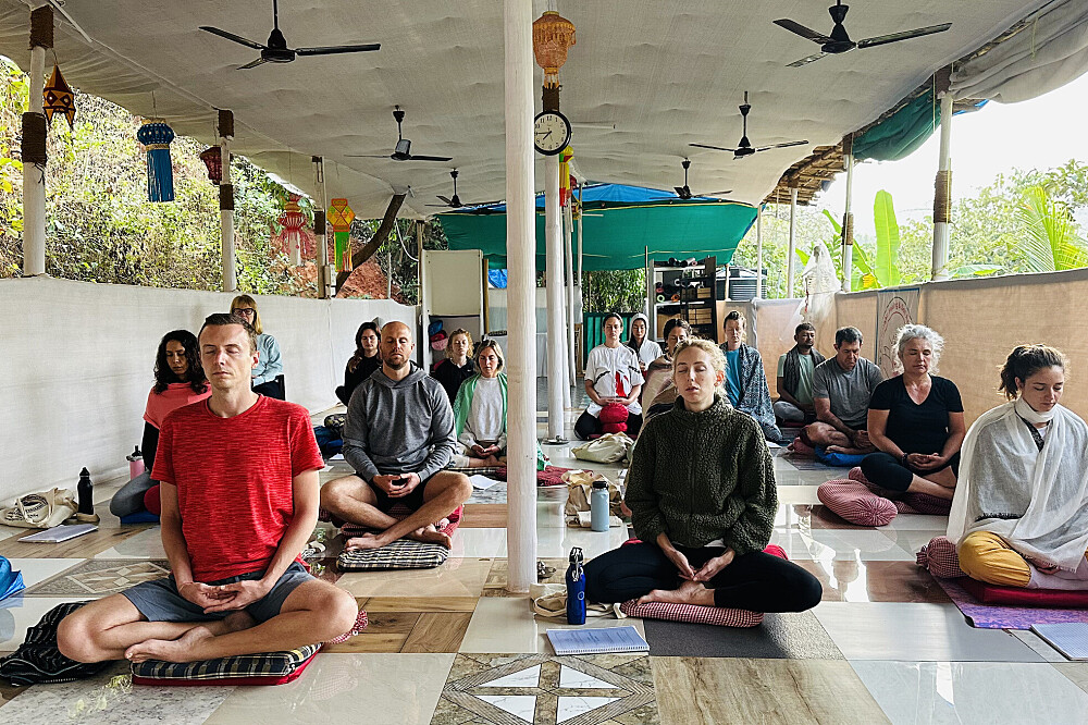 Formation de professeur de méditation et de yoga nidra de 15 jours et 100 heures en Inde 11