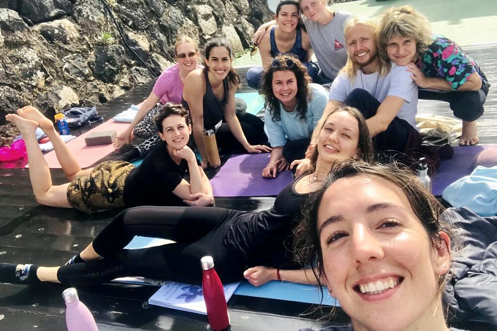 19 Dagen 200 Uur Hatha & Vinyasa Yogalerarenopleiding 10