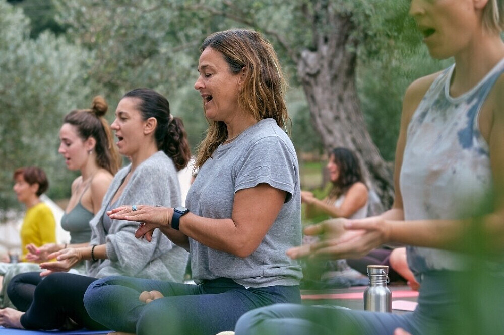 Formação de 20 Dias e 200 Horas em Yin, Terapia de Som e Cerimónia de Cacau, Bali 56