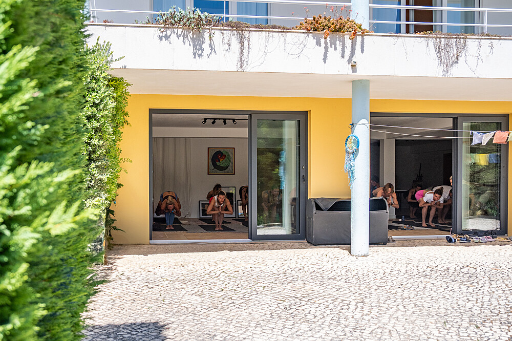 Formation de professeur de yoga de 200 heures en 21 jours à Peniche, Portugal 10