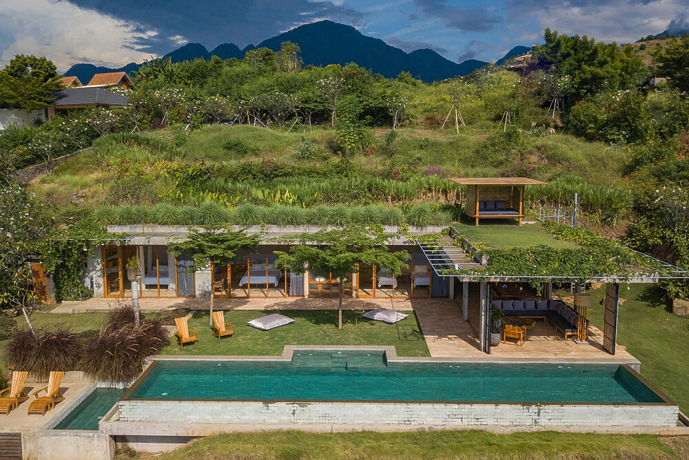 21 Day 200 Hour Yoga Teacher Training, Permuteran Bali, Indonesia