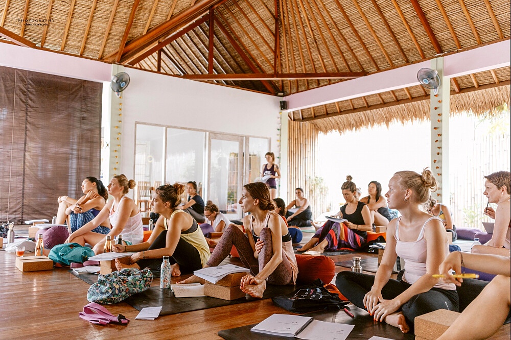 Formação de Professores de Yoga de 22 Dias e 200 Horas, Multi-Estilo, na Costa Rica 11