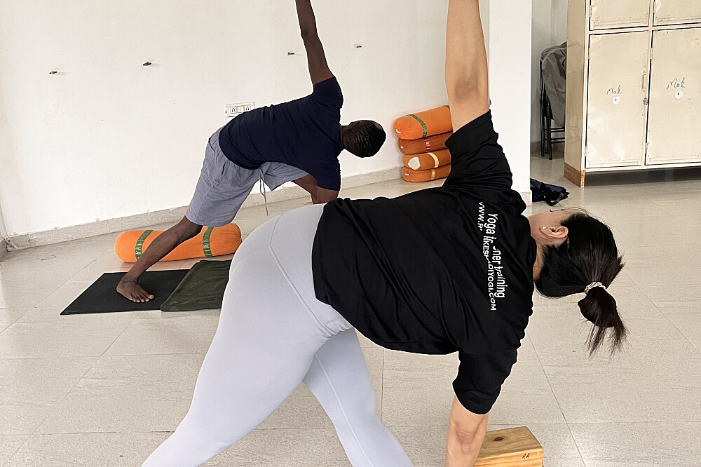 Formation de professeur de yoga de 200 heures en 23 jours à Rishikesh, en Inde 11
