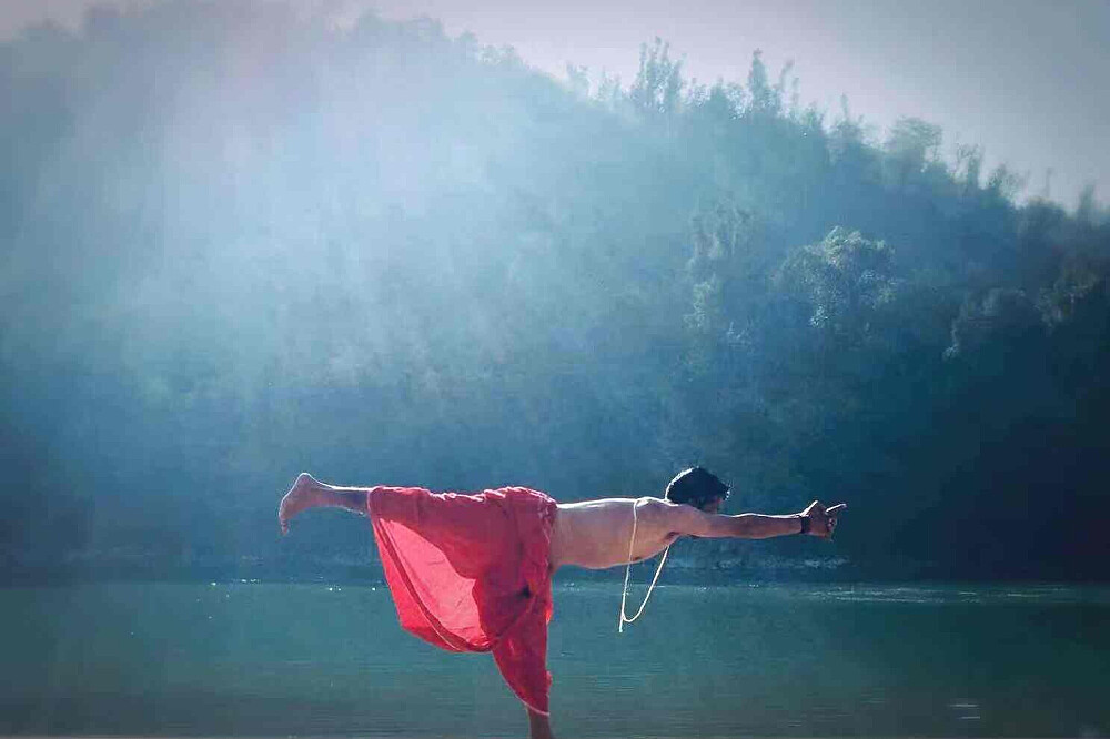 Formation de professeur de yoga de 200 heures en 23 jours à Rishikesh, en Inde 7