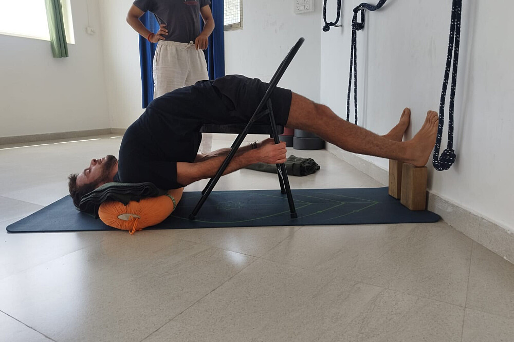Formation de professeur de yoga de 200 heures en 23 jours à Rishikesh, en Inde 25