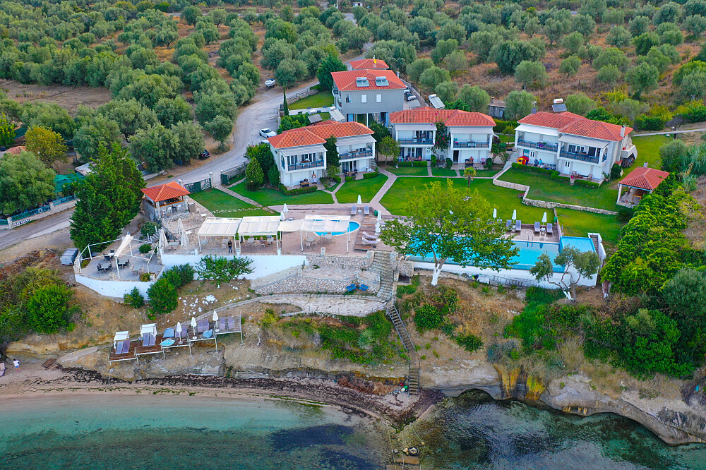 Formation de professeur de yoga de 23 jours, 200 heures, à Mytikas, en Grèce 18
