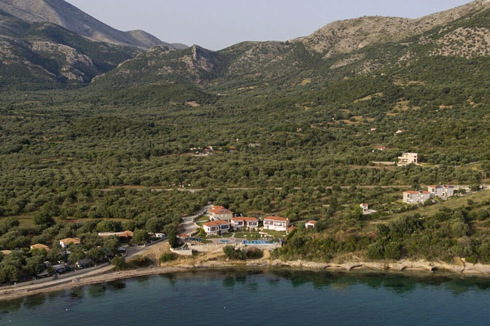 Formation de professeur de yoga de 23 jours, 200 heures, à Mytikas, en Grèce 15