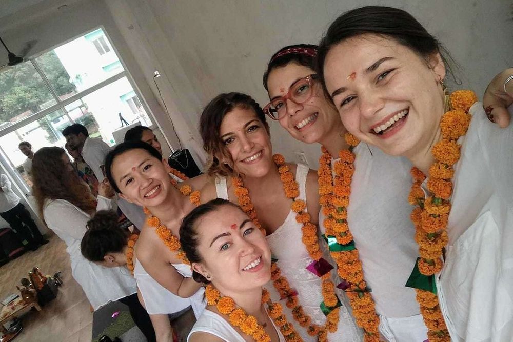 Formation de professeur de méditation et de bols chantants de 200 heures en 24 jours à Rishikesh 7