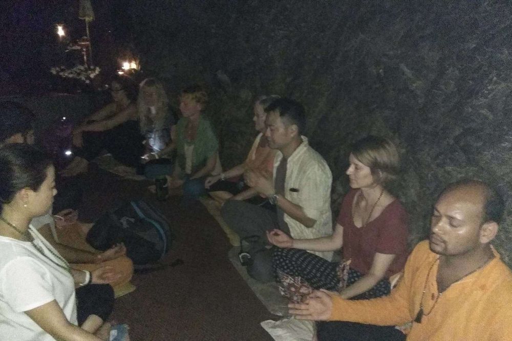 Formation de professeur de méditation et de bols chantants de 200 heures en 24 jours à Rishikesh 17