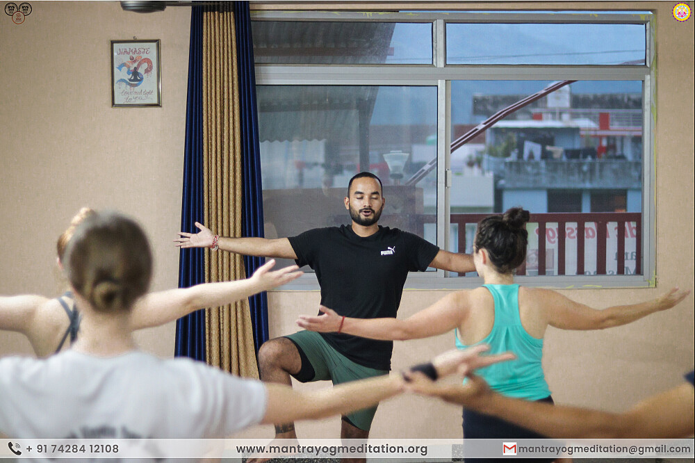 Formation de professeur de méditation et de bols chantants de 200 heures en 24 jours à Rishikesh 11