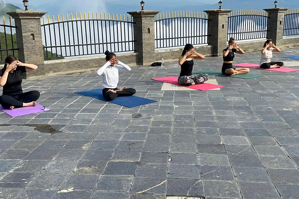 Formation de professeur de méditation et de bols chantants de 200 heures en 24 jours à Rishikesh 18