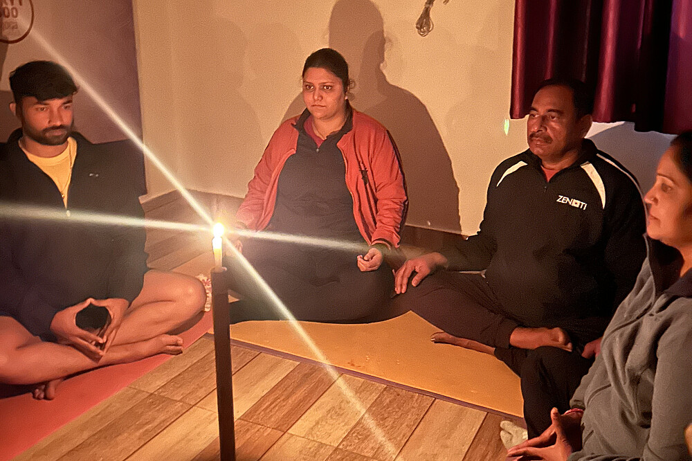 24 Tage 200 Std. Multi-Style Yogalehrer-Ausbildung, Rishikesh, Indien 25