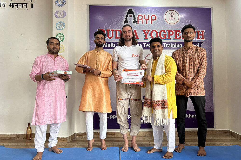 24 Tage 200 Std. Multi-Style Yogalehrer-Ausbildung, Rishikesh, Indien 21