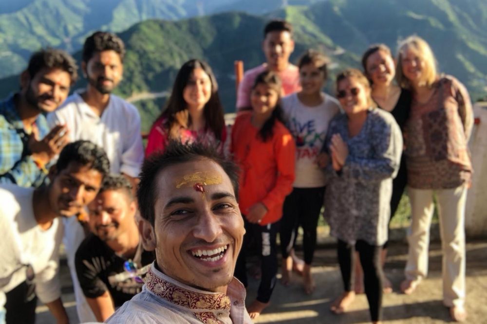 24 Tage 200-Stunden Yoga- und Ayurveda-Yogalehrer-Ausbildung in Rishikesh, Indien 3