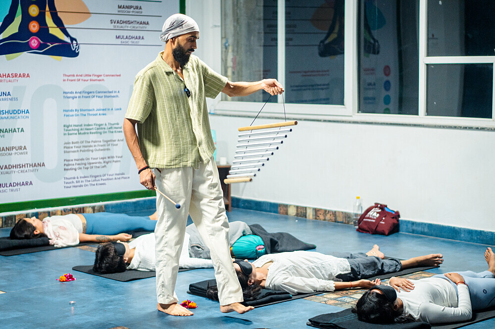 Formation de professeur de Kundalini yoga de 25 jours, 200 heures, à Rishikesh, en Inde 15