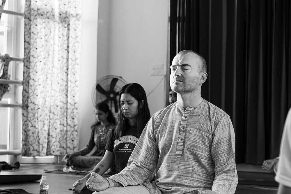 Formation de professeur de yoga de 25 jours et 200 heures en méditation, yoga nidra et hatha yoga en Inde 18
