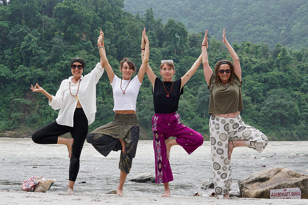 Formation de professeur de yoga de 26 jours (200 heures) et randonnée dans l'Himalaya, Inde 21