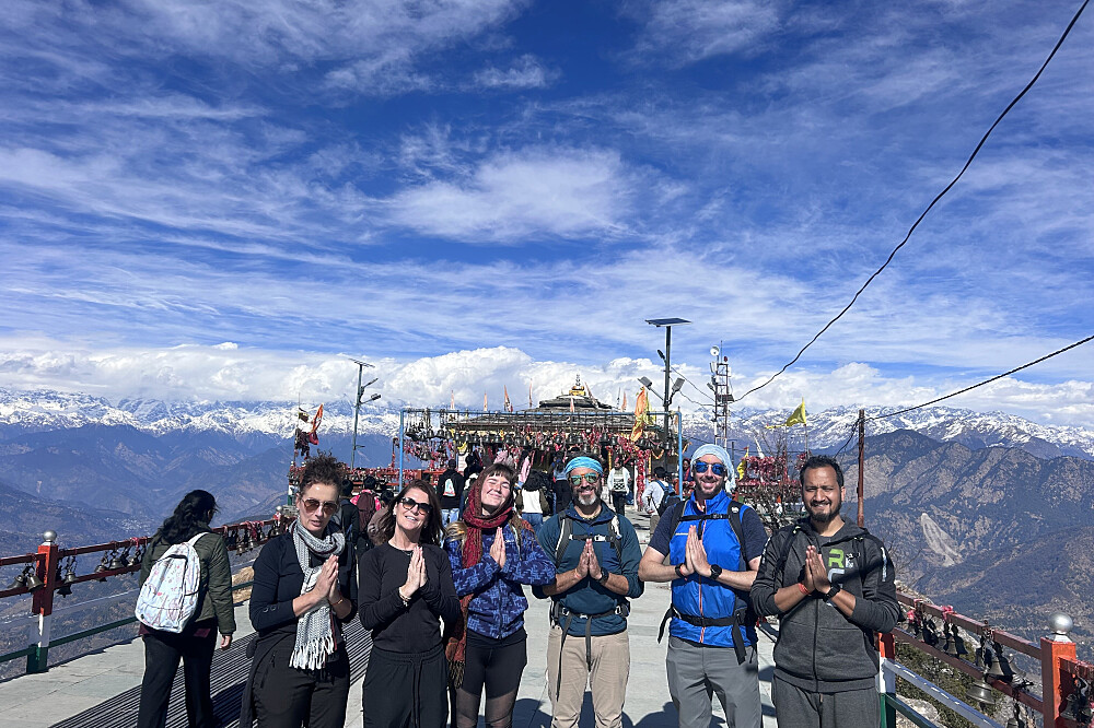 Formation de professeur de yoga de 26 jours (200 heures) et randonnée dans l'Himalaya, Inde 26