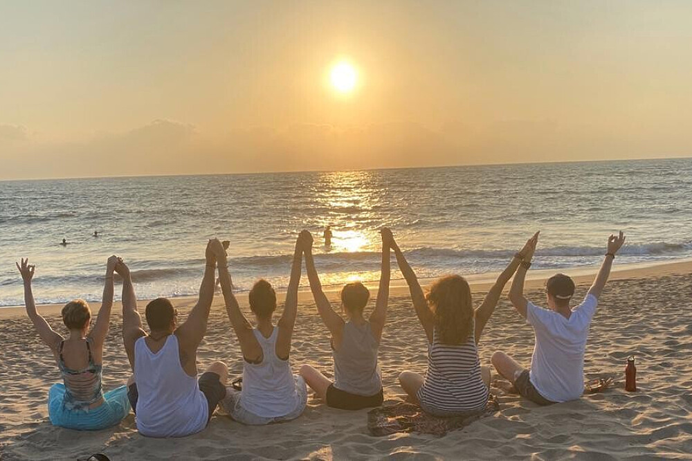 Formación avanzada multiestilo de yoga de 300 horas (28 días) en Goa, India 3