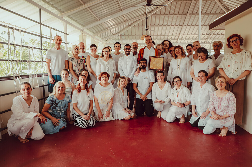 Formation de professeur de yoga multi-styles de 28 jours et 300 heures au Kerala, en Inde 11