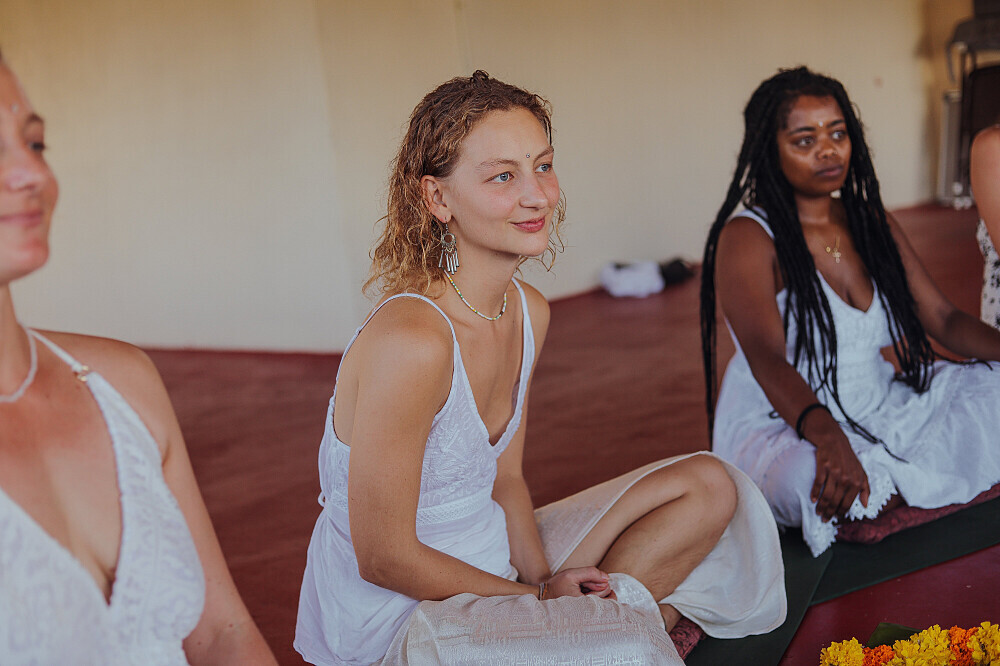 Formation de professeur de yoga multi-styles de 28 jours et 300 heures au Kerala, en Inde 17