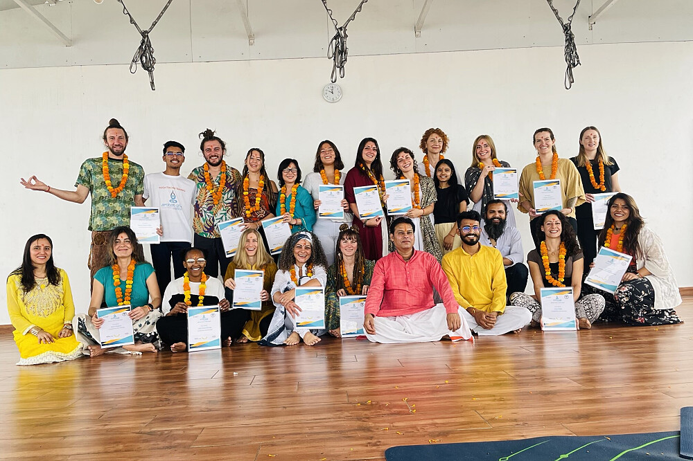 Formation de professeur de yoga de 28 jours et 300 heures : Ashtanga Vinyasa, Aérien, Yin et Hatha Yoga, Inde 32