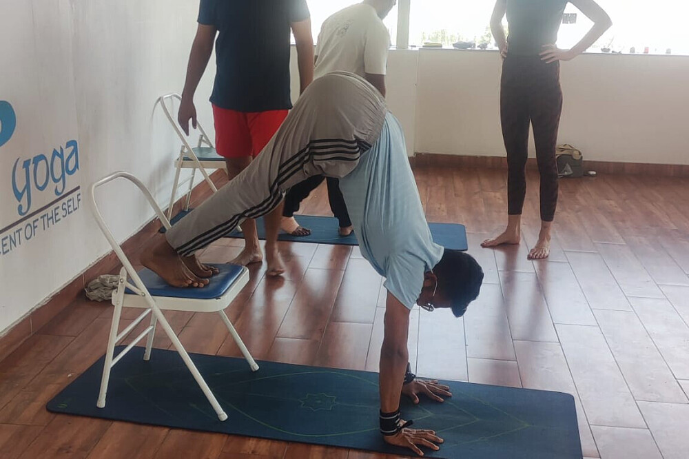 Formation de professeur de yoga de 28 jours et 300 heures : Ashtanga Vinyasa, Aérien, Yin et Hatha Yoga, Inde 22