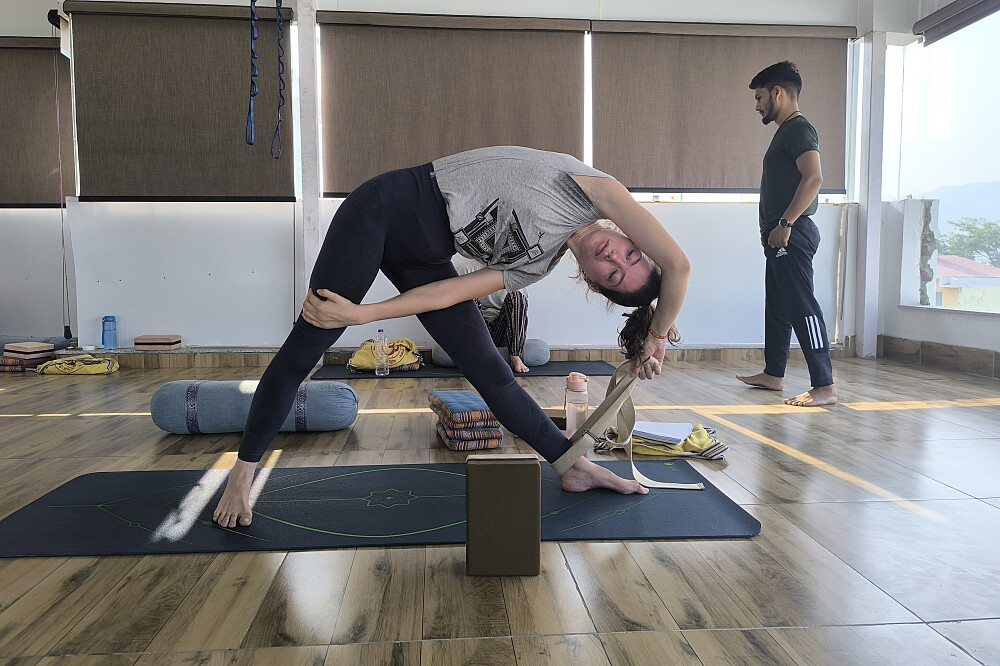 Formation de professeur de yoga de 28 jours et 300 heures : Ashtanga Vinyasa, Aérien, Yin et Hatha Yoga, Inde 7