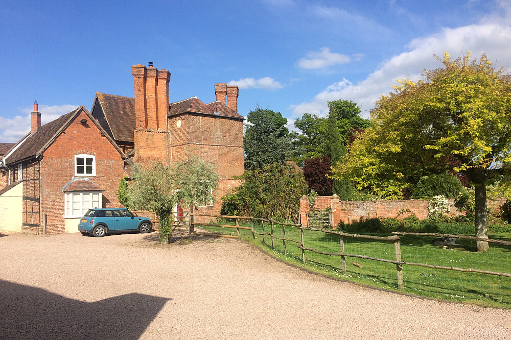 3 Day Emotional Healing & Hypno-Reiki Retreat in Malvern Hill, UK