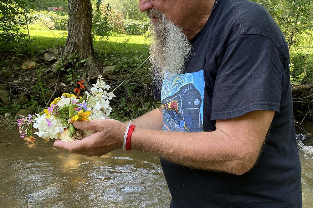 Retiro de Descanso com Terapia Sonora de 3 Dias em Asheville, NC, EUA 26