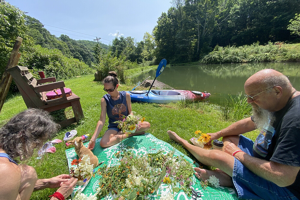 Retiro de Descanso com Terapia Sonora de 3 Dias em Asheville, NC, EUA 27