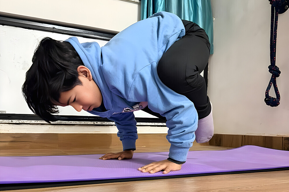 Formation avancée de professeur de yoga de 300 heures sur 30 jours à Dehradun, en Inde 9