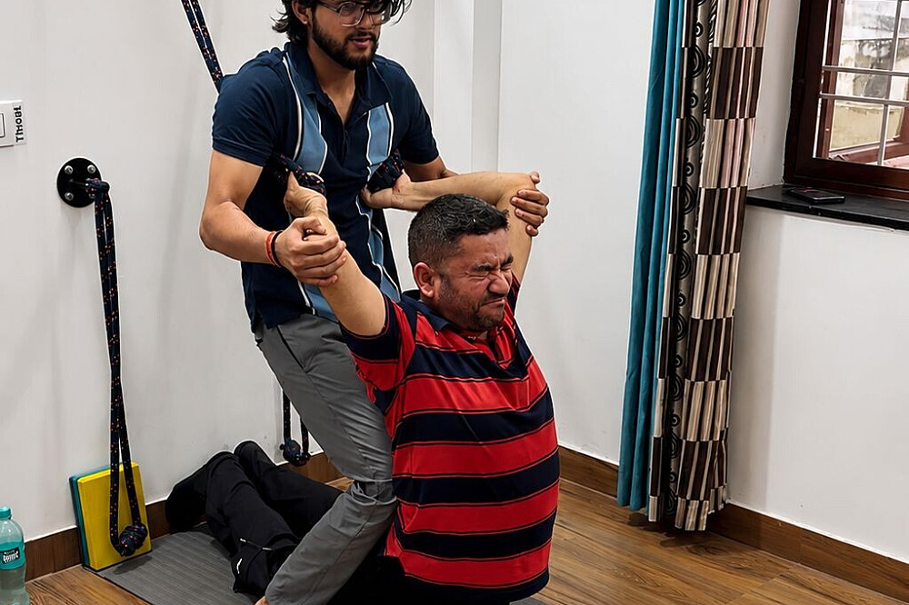Formation avancée de professeur de yoga de 300 heures sur 30 jours à Dehradun, en Inde 33