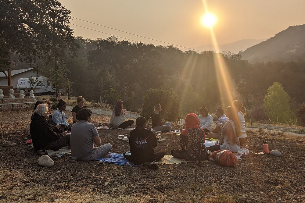 Jornada da Lua Nova de 4 dias: Meditação Silenciosa na Natureza, CA, EUA 11