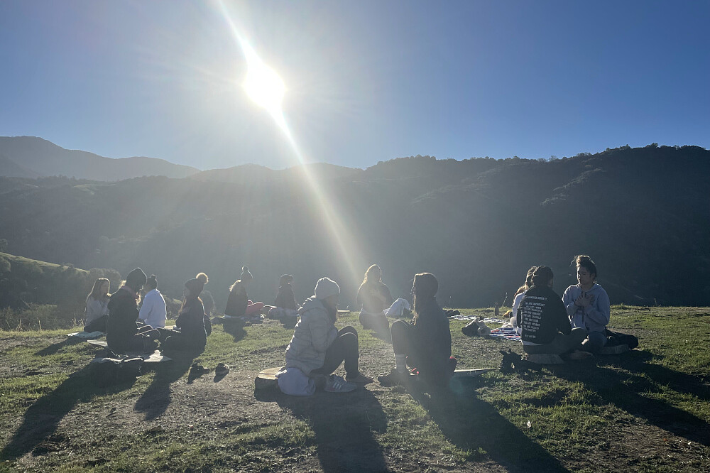 Jornada da Lua Nova de 4 dias: Meditação Silenciosa na Natureza, CA, EUA 9