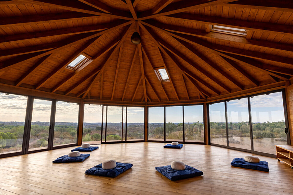 5 Day Embodied Self Women’s Retreat in Portugal 2