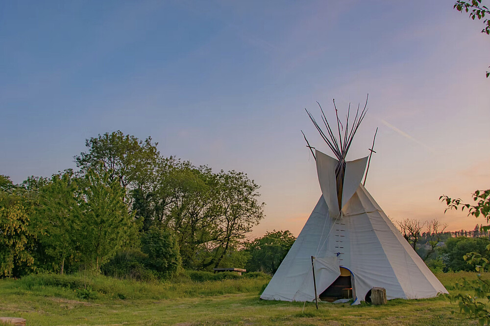 5 Day Reiki & Gong Sound Healing Training in West Wales, UK 3