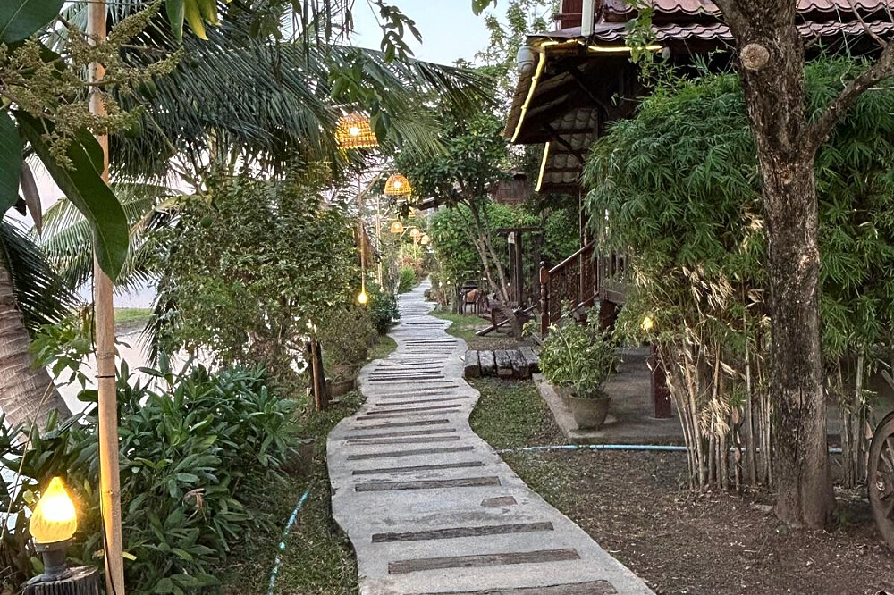 5 Day Sacred Temples: Yoga & Meditation, Ayutthaya, Thailand 4