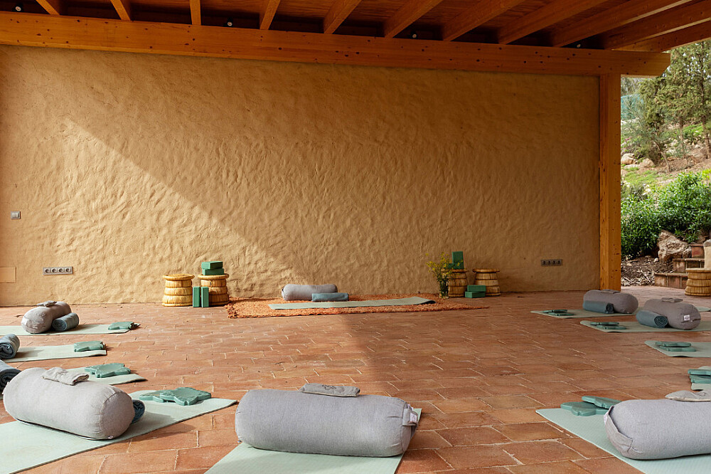 6 Day Transformational Yoga Retreat in Malaga, Spain 4
