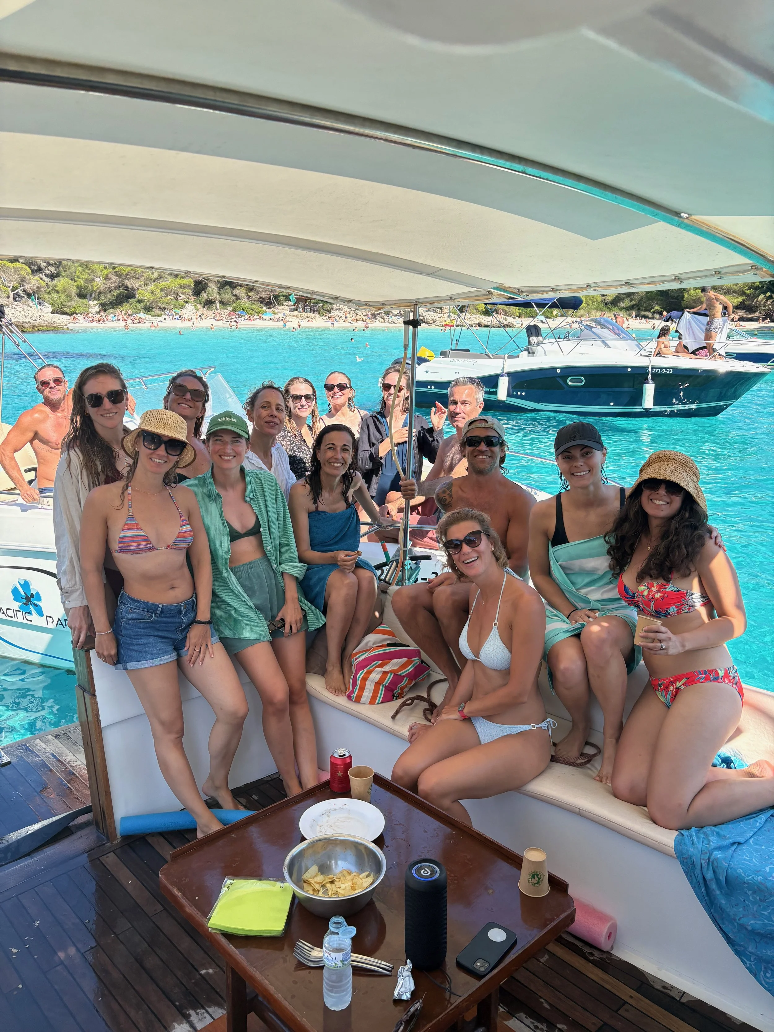 Retiro de Yoga Vinyasa de 6 Dias em Menorca, Espanha 3