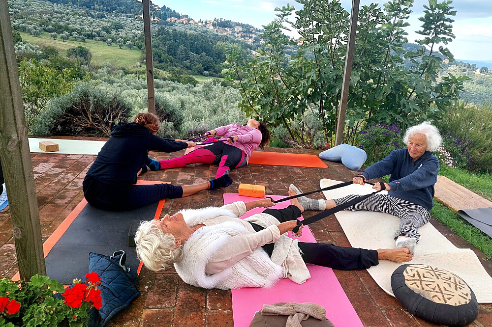 Imersão de Yoga e Colheita de Azeitona de 7 Dias: Quinta de Oliveiras na Toscana, Itália 22